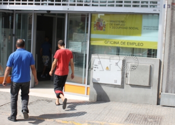 11 1 1 Azancot resalta la bajada del paro, a pesar de las nuevas inscripciones de estudiantes