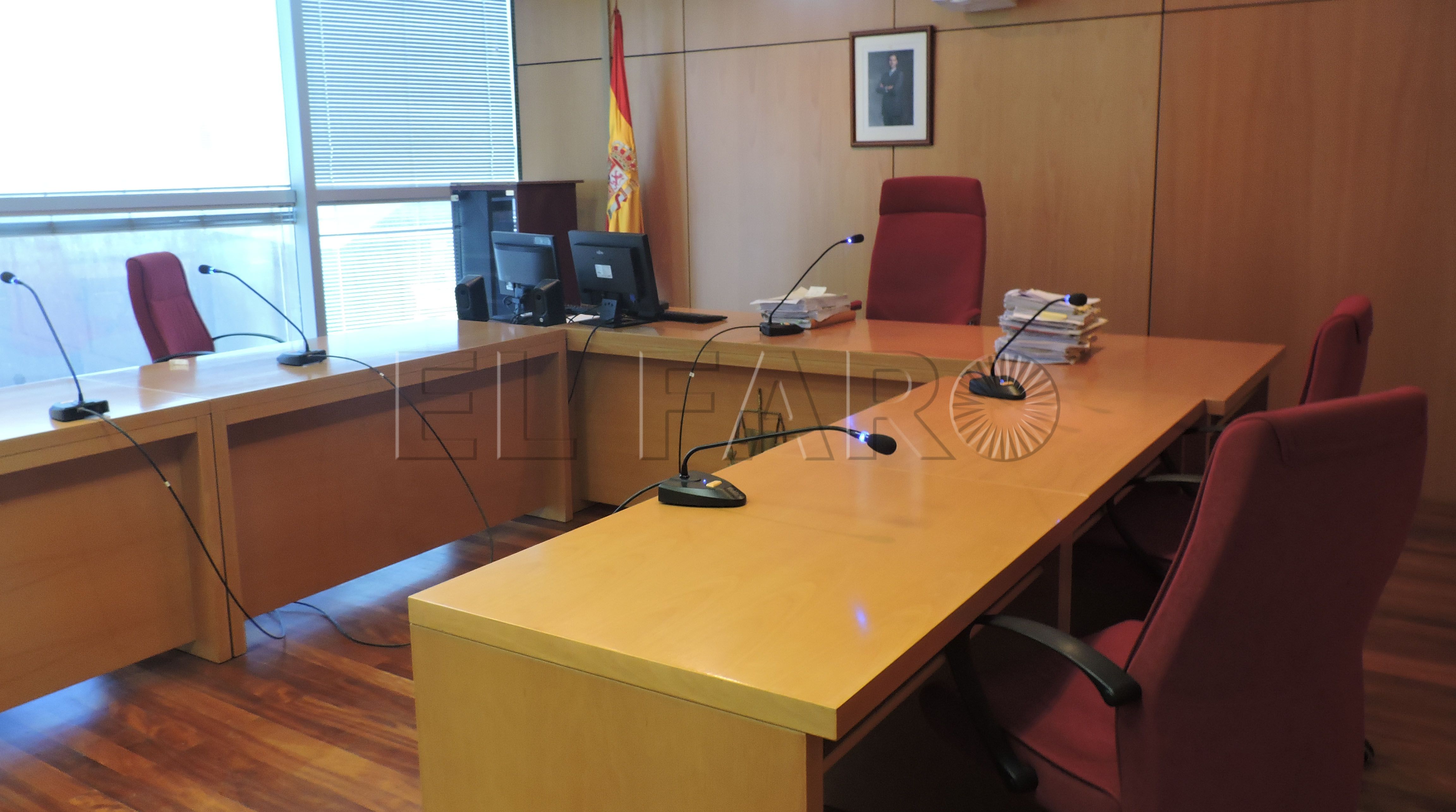 Absuelven a una joven acusada de golpear a su novia en su casa por falta de pruebas