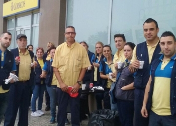 15 2 CCOO afirma que hoy habrá 25.000 envíos por entregarse en Correos