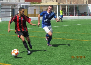 Imagen del último de los partidos del cuadro melillense en el campo federativo de La Espiguera.