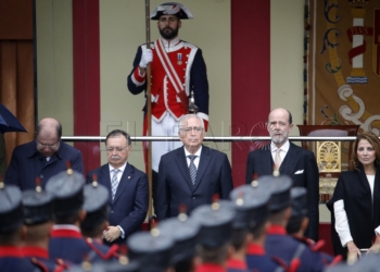 Imbroda dice que "siempre hay que estar" en los actos de la Fiesta Nacional