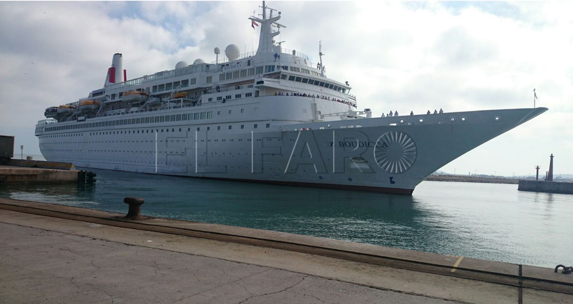 Los hosteleros, “esperanzados” con la llegada del crucero Balmoral