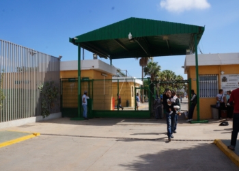DSC05326 Muchos de los niños del CETI no llegan a pisar las aulas por los rápidos traslados a la península