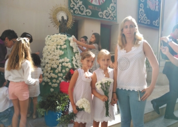 IMG 20161012 112006 La Guardia Civil se une a la Casa de Aragón en la ofrenda a la Patrona