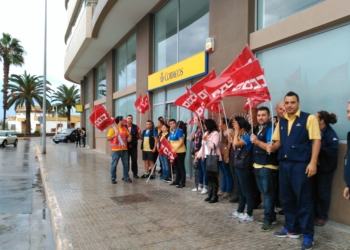 CCOO exige una nueva oficina en el centro y una aduana para Correos