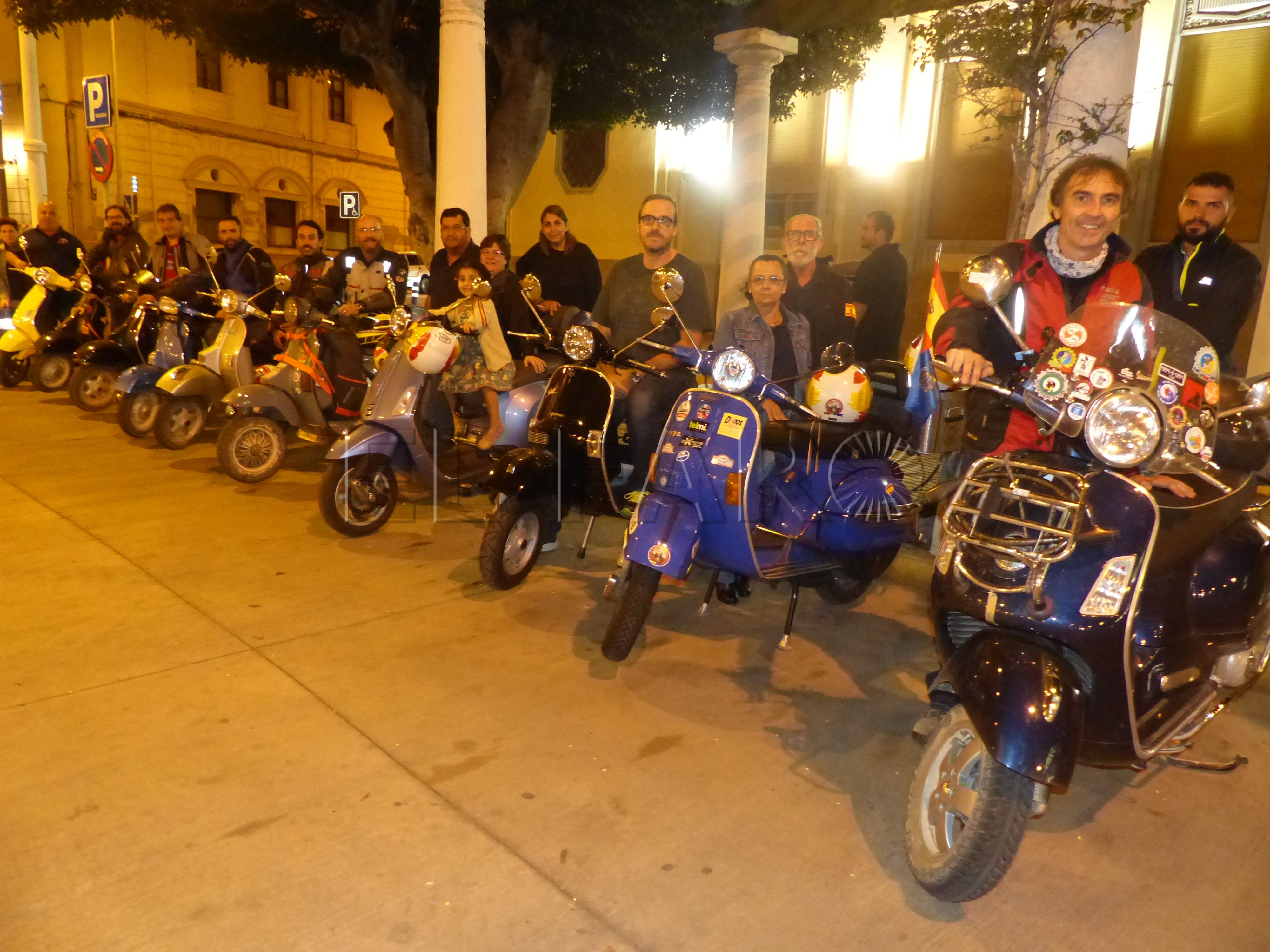 Vuelta al Mar de Alborán en Vespa