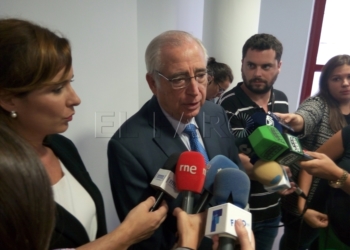 P61013 124223 Imbroda anuncia las visitas de los ministros de Interior y de Educación