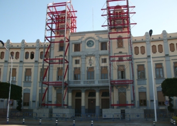 palacio de la asamblea con estructura Un año y medio y 11 laudos para llegar a las elecciones