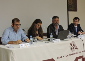 12 1 1 “A nivel estatal hay mucha discriminación racial en lo laboral y lo educativo”