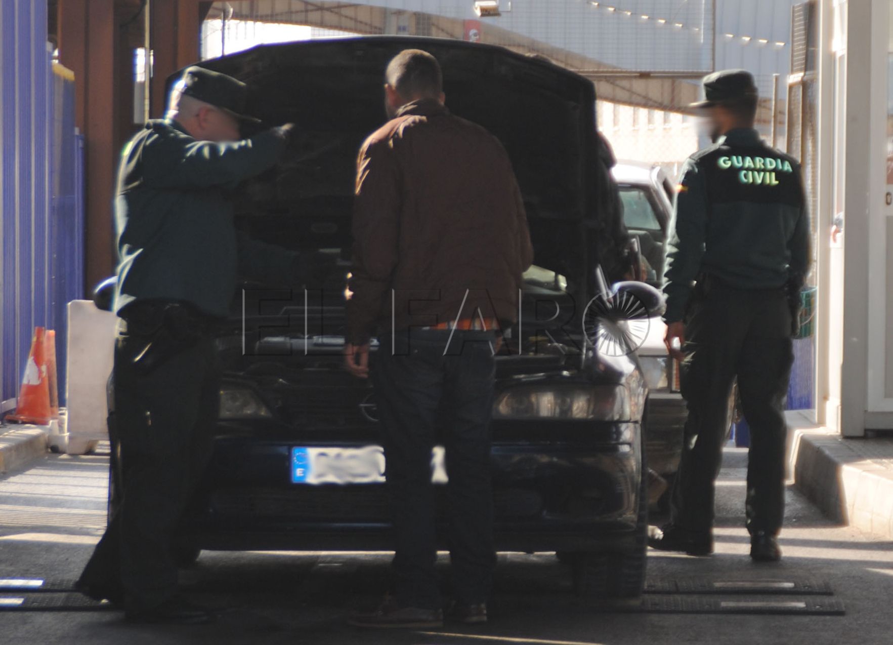 Un detenido con 47 kilos de hachís en el coche, a la juez: “Pensé que sólo llevaba dos”