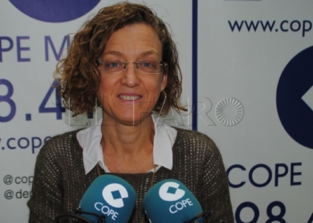 12 2 3 Gloria Rojas: “No se pueden acumular facturas de 2011, hay que pagar a tiempo”