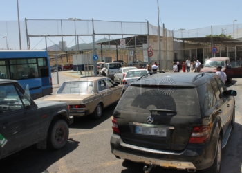 2 1 4 UFP dice que faltaban tres agentes en Farhana durante la entrada de inmigrantes del viernes