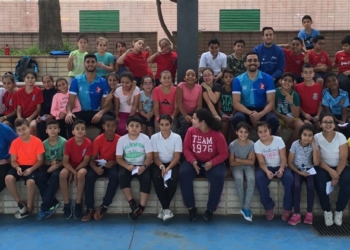 25 01 6 e1479847040557 La plantilla del CV Melilla visita a los jóvenes deportistas del Cepafd