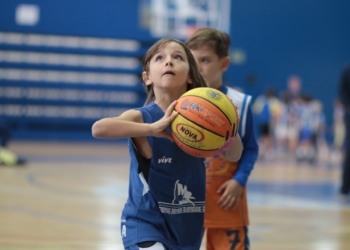 28 05 1 Los ‘babybasket’ inundan las pistas del Guillermo García Pezzi