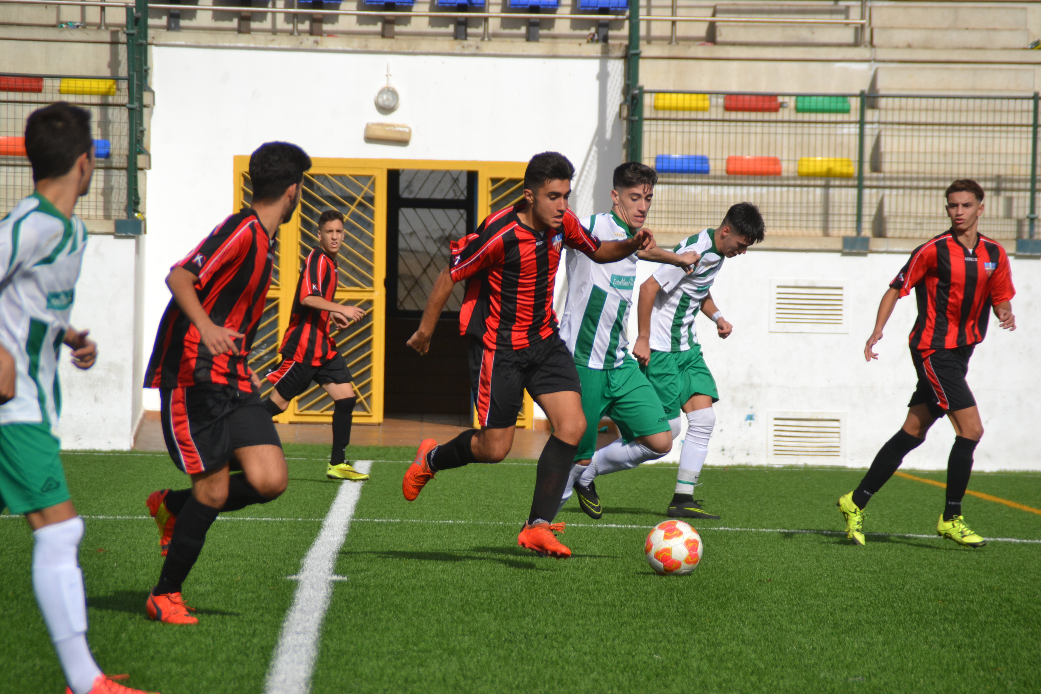 El Rusadir B cae en el tiempo de descuento