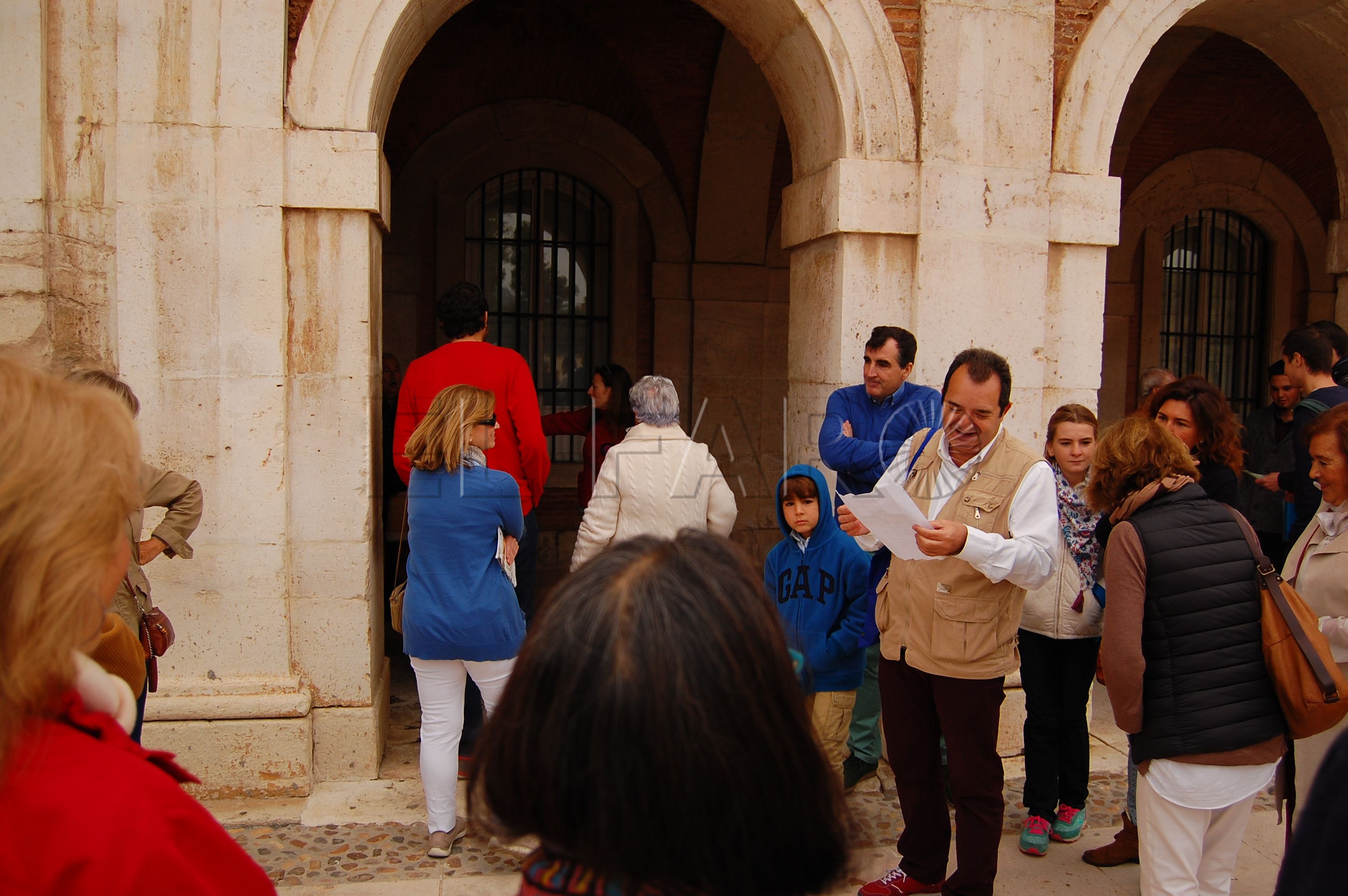La Casa de Melilla en Madrid visita el Real Sitio y Villa de Aranjuez