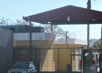 Denuncian a 7 residentes del CETI por robo, amenazas y destrozos en el centro