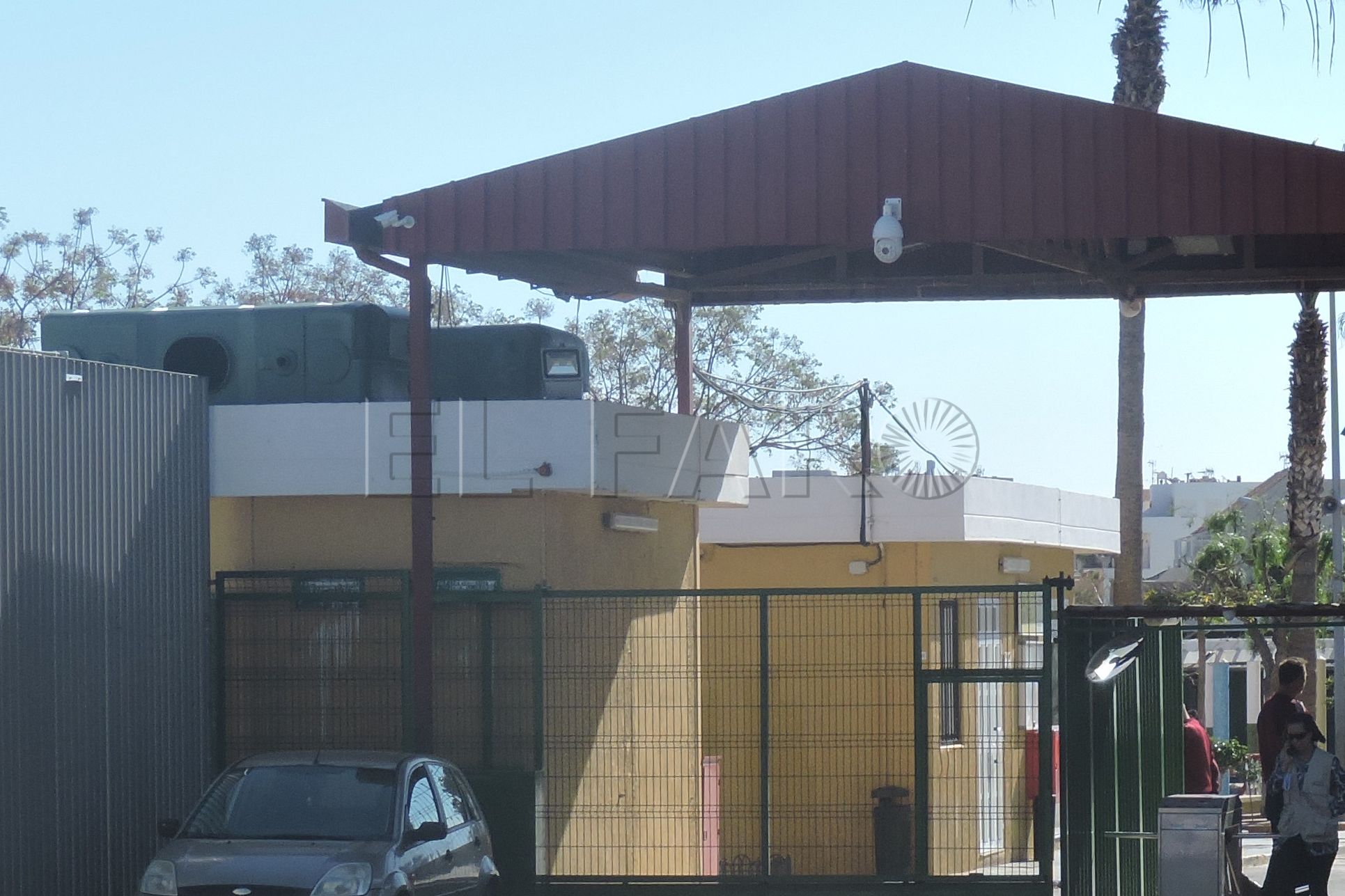Denuncian a 7 residentes del CETI por robo, amenazas y destrozos en el centro
