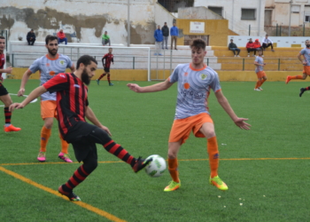 Farid, a la izquierda, uno de los jugadores más regulares de la escuadra de nuestra ciudad.