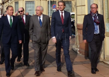 5 1 3 “La ampliación del puerto es para Melilla una infraestructura estratégica”