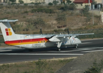 9 1 7 Dos vuelos con Madrid y otros dos con Málaga, cancelados por el mal tiempo