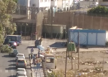 9 1 9 Un policía resulta herido tras ser arrollado por un porteador en la frontera de Farhana