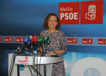 GRojas 15d El PSOE plantea suprimir un vuelo con Madrid para mantener los de Almería y Granada