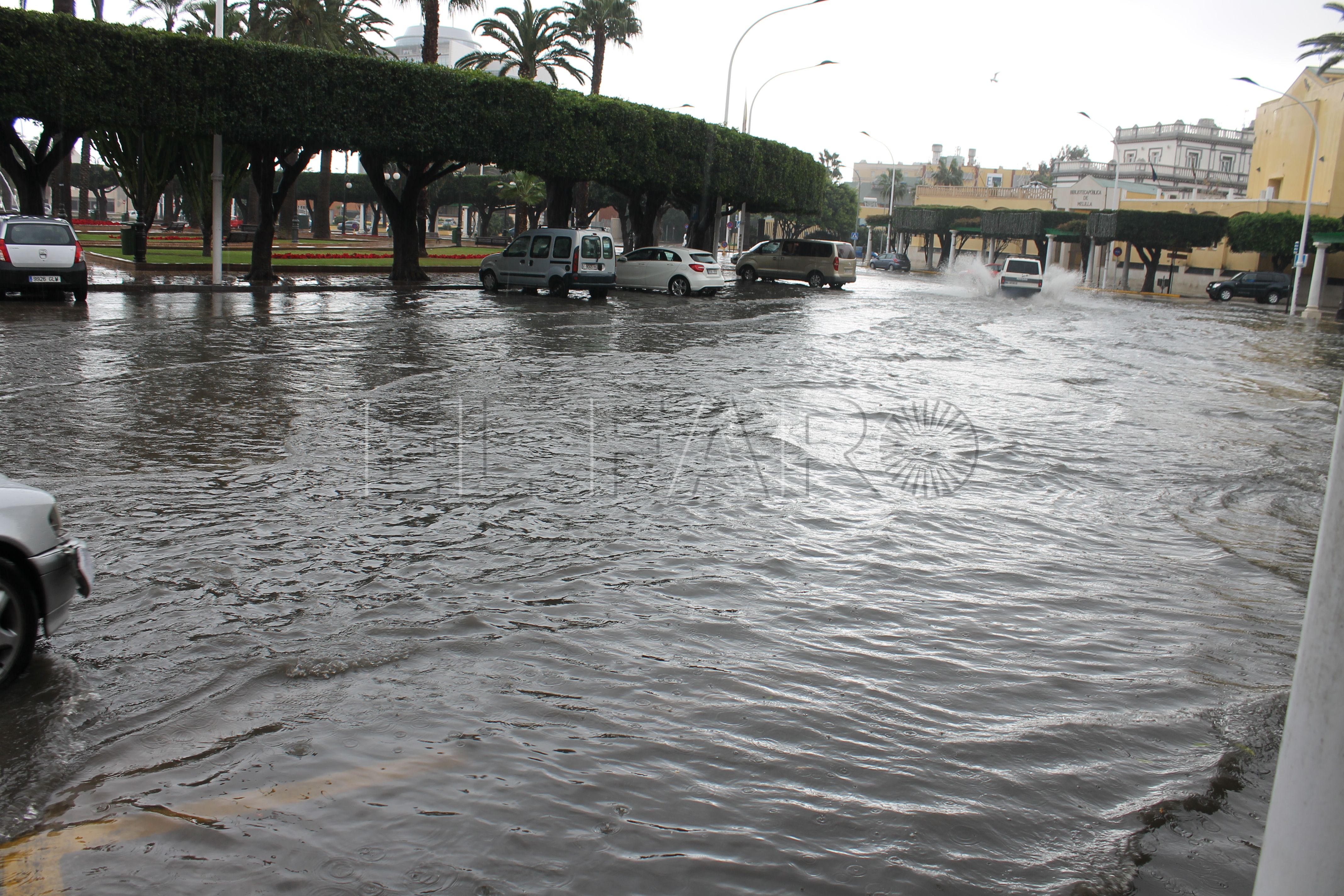 Medio Ambiente estudiará qué parte de la red de saneamiento hay que reparar para evitar inundaciones