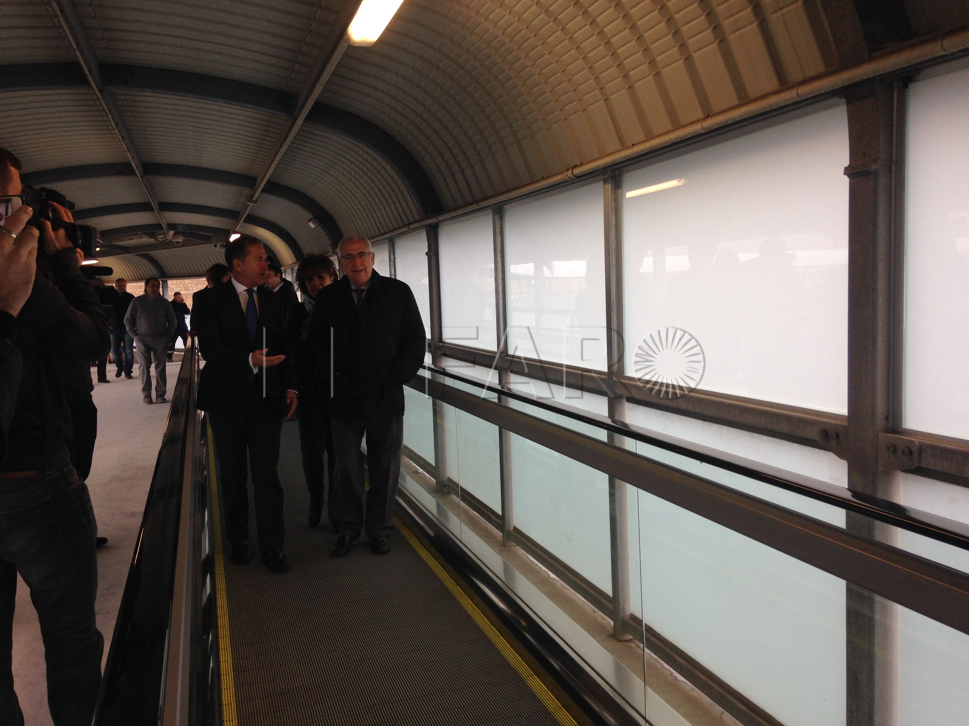 Las pasarelas de la Estación Marítima ya están en funcionamiento