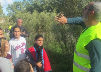 10 1 14 Caminata y plantación por la Educación Ambiental