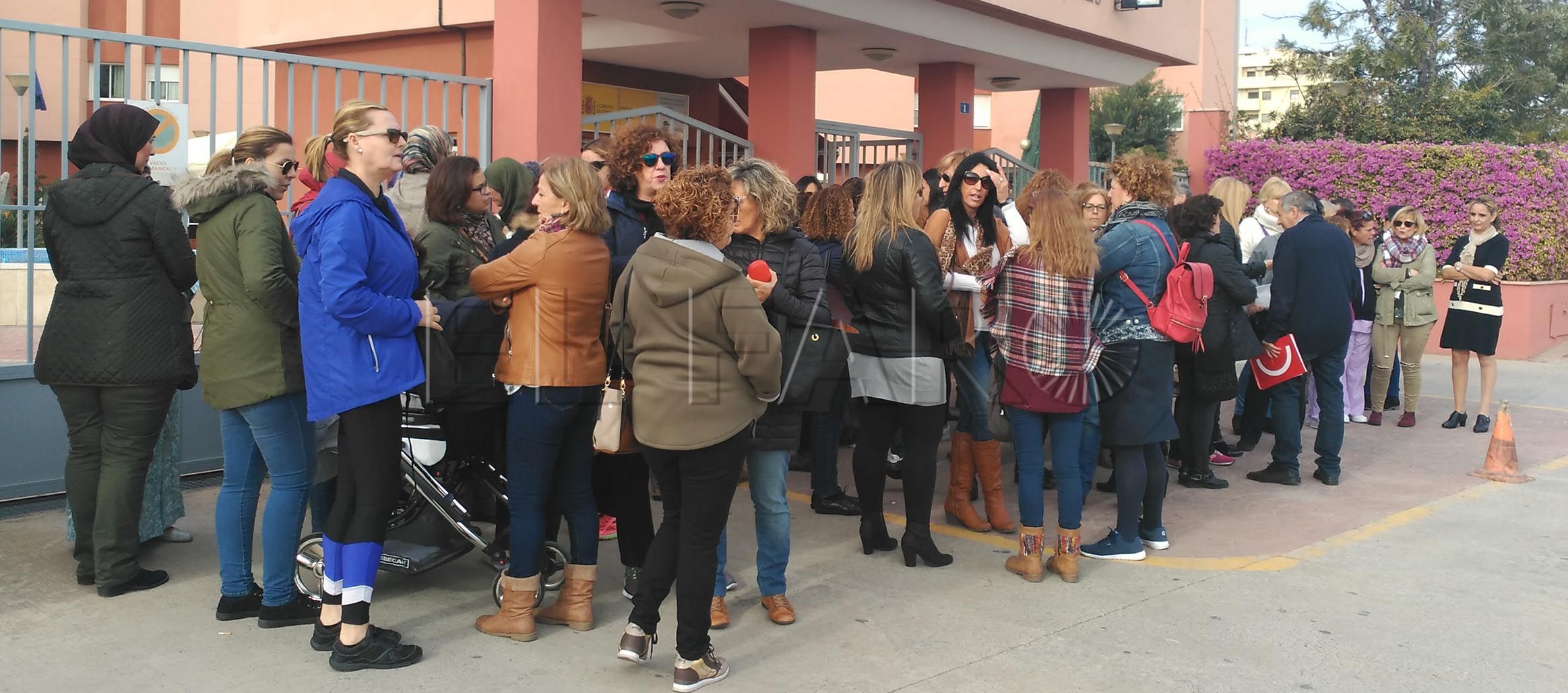 UGT denuncia que no se firmó el 40% de los contratos de Navidad para la Residencia