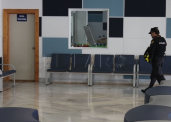 4 1 2 Entidades de policías y guardias ven poca inversión en la seguridad del aeropuerto