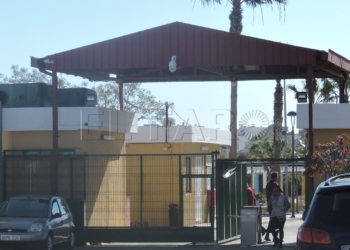 4 1 5 Diez de los solicitantes de asilo por orientación sexual que residen en el CETI son mujeres