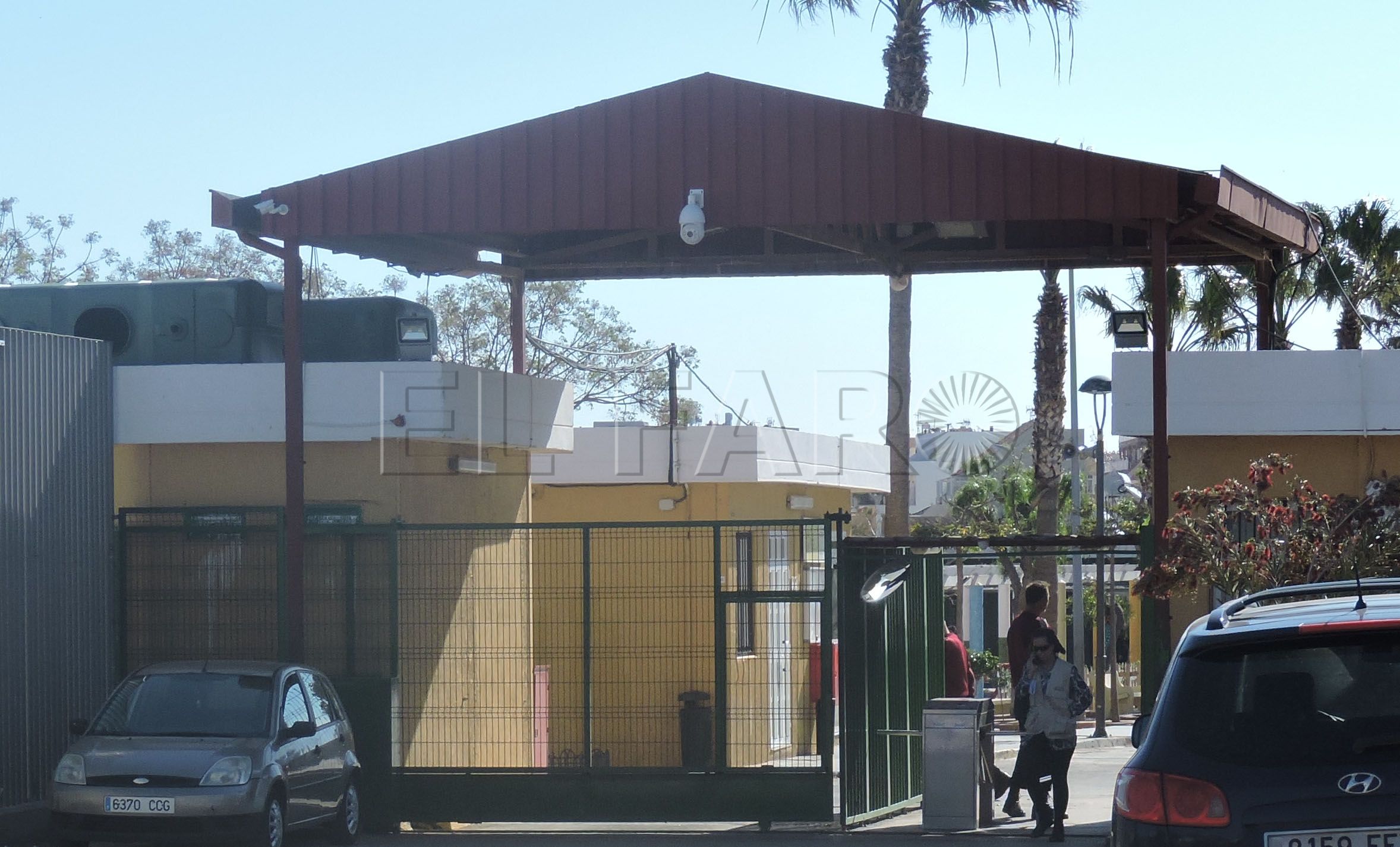 Diez de los solicitantes de asilo por orientación sexual que residen en el CETI son mujeres