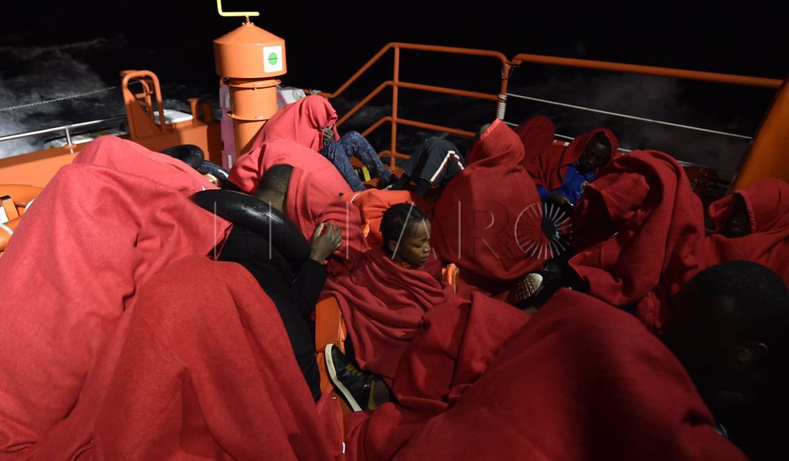 Salvamento Marítimo rescata a 74 personas en dos pateras, entre las que había 6 mujeres