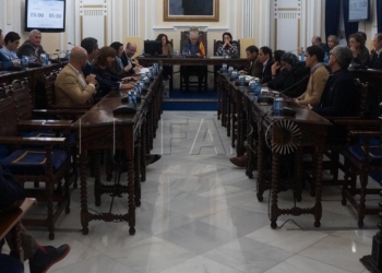 8 1 2 “Necesitamos una oposición más ágil de mente y preparada para entender las cosas”