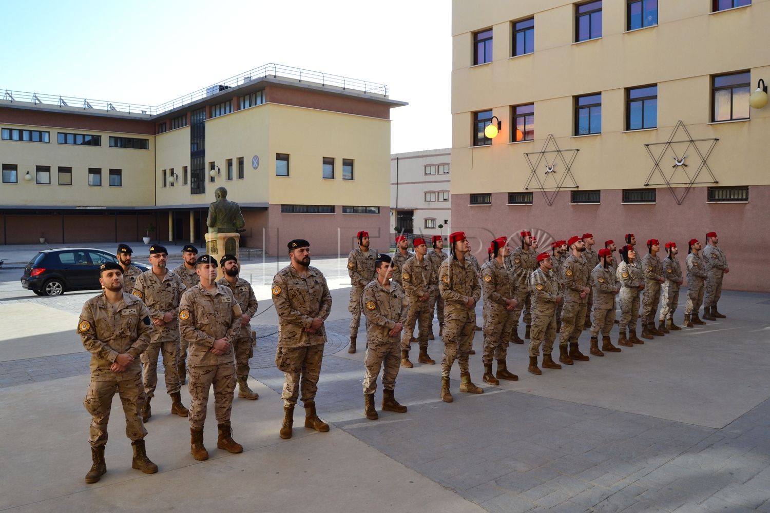 Unos 40 militares de la Comgemel parten a Irak