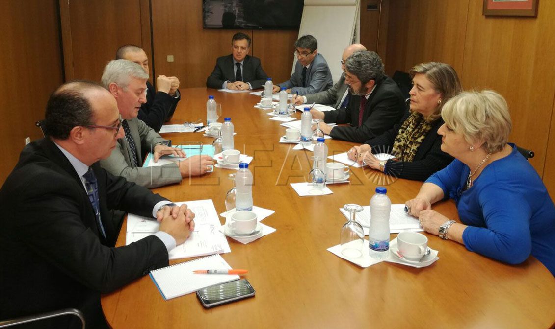 Ventura y El Barkani se reúnen con los responsables del Imserso y de Infancia