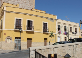 14 1 Melilla Monumental retoma la idea de contratar vigilancia privada en El Pueblo
