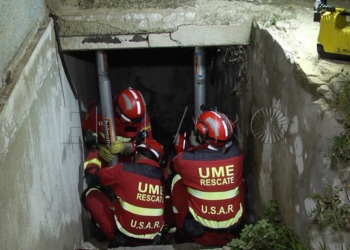 14 15 3 La UME simula un dispositivo de búsqueda y rescate de desaparecidos