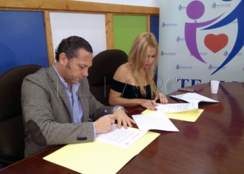 15 1 La clínica Ivory tratará con fisioterapia a los niños de la asociación TeAma