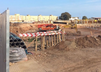 16 1 5 CCOO subraya que la obra del centro comercial no reduce el paro y acusa a la Ciudad de mentir