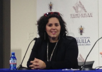 21 2 1 El teatro y la música de la obra ‘Vérsame’ arranca en Melilla su gira nacional