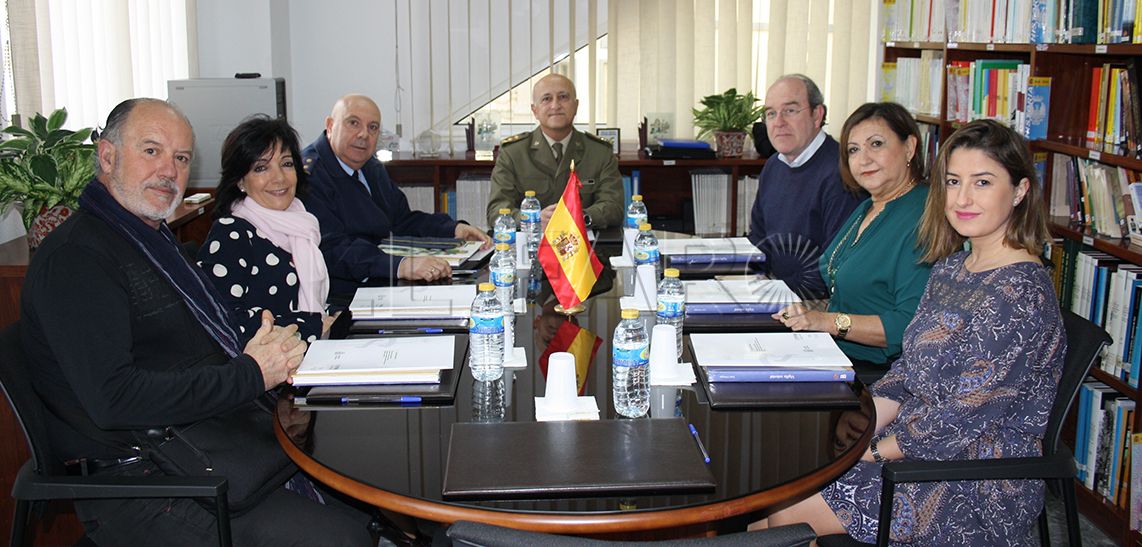 Elisa Palau, del Juan Antonio Fernández, gana el concurso ‘Carta a un militar español’