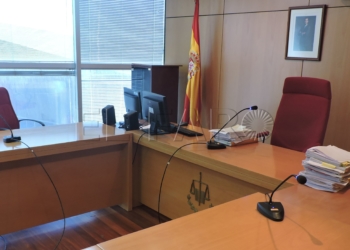 La fiscal le pide 4 años de cárcel por un delito continuado de maltrato a su mujer