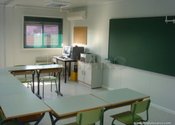 colegio prefabricado 21 Calzado espera que la urbanización de los terrenos para las aulas modulares esté terminada para mayo o junio