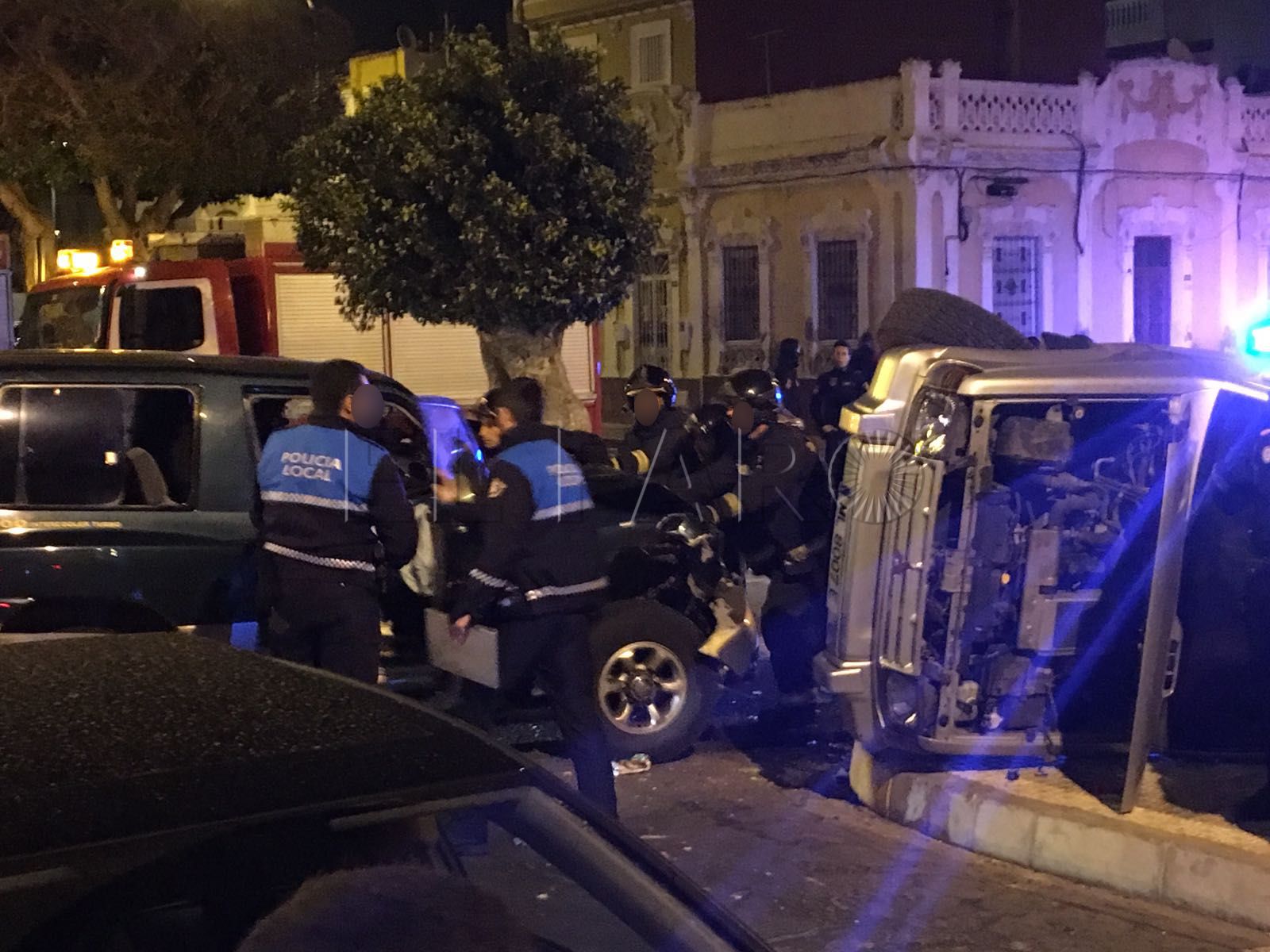 Dos heridos leves tras un espectacular choque de dos todoterreno en El Real