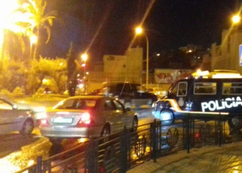 10 1 Conduce sin carnet, embiste a un coche de la Policía y se enfrenta a seis meses de cárcel