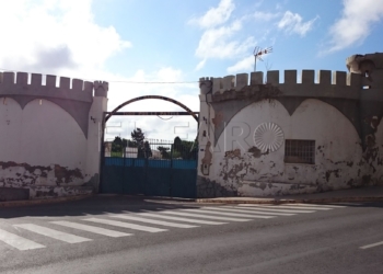 15 1 3 El muro de Gabriel de Morales seguirá en pie para evitar su uso como un vertedero