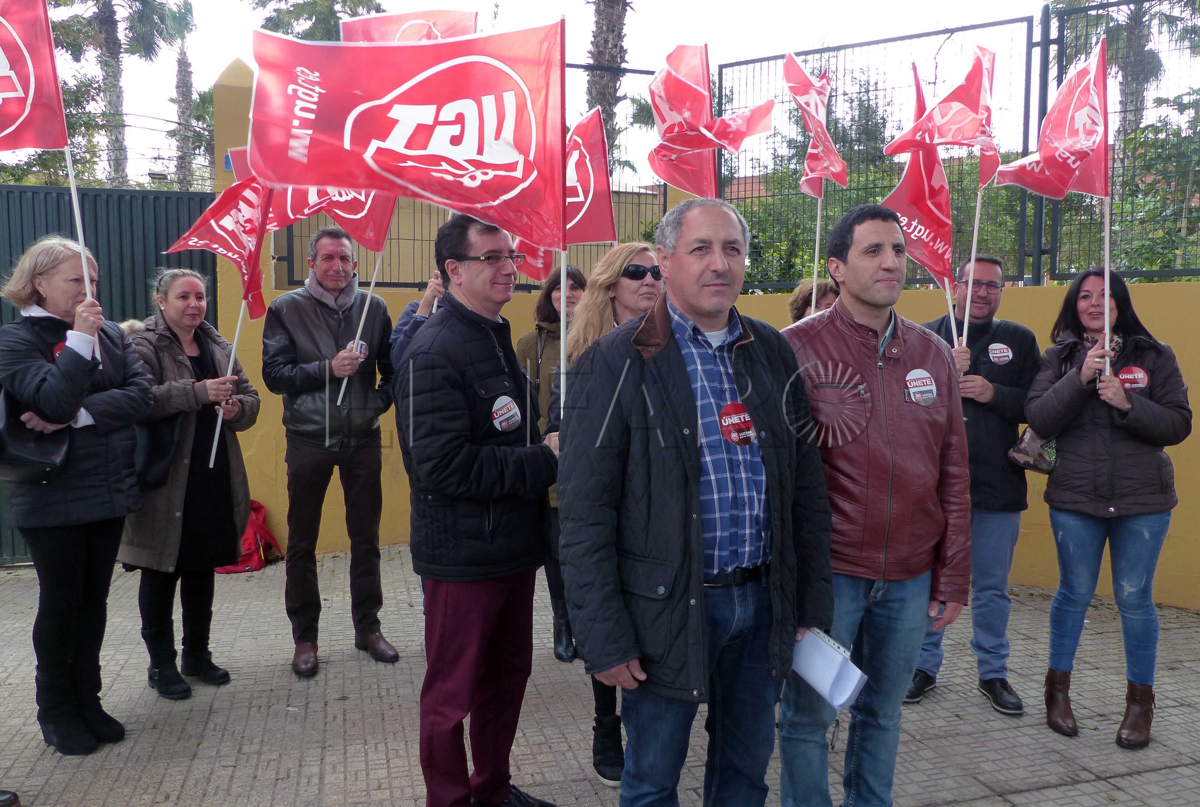 UGT denuncia graves deficiencias de personal en varios centros educativos